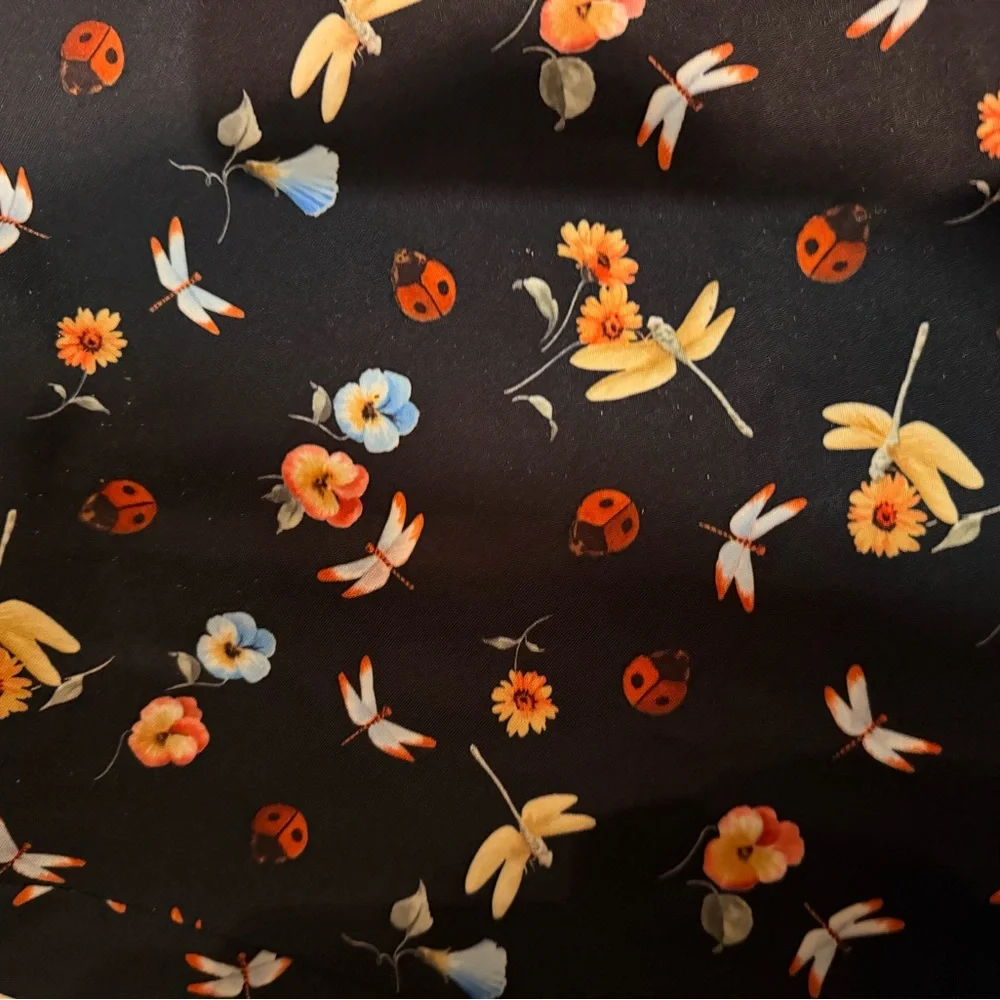 Accomplice Vintage Floral Navy‎ Wrap Skirt-size small